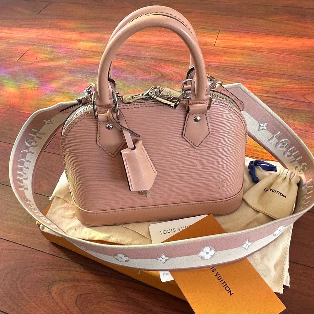 Rare Louis Vuitton Alma BB in pink